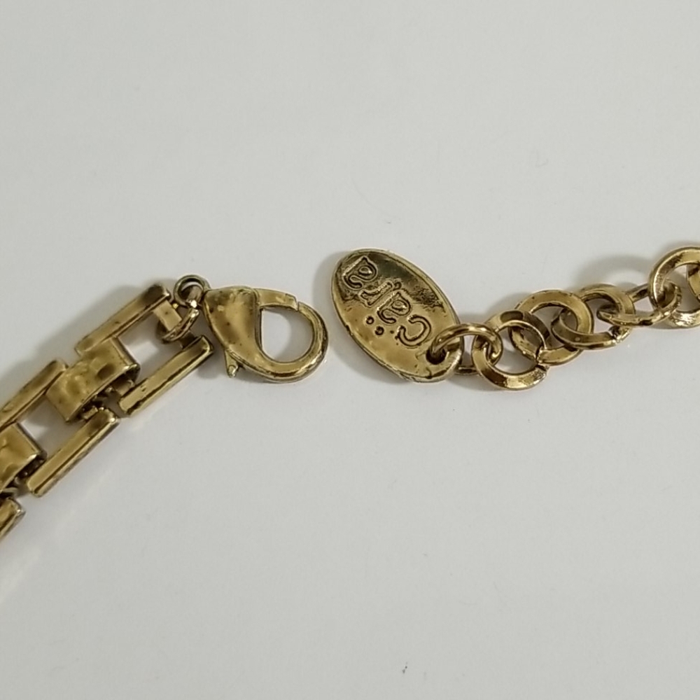Cara Crystal Necklace - Picture 3 of 3